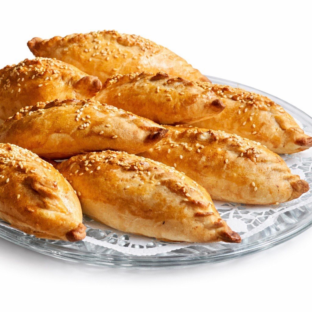 kibinai su kapotos vištienos mėsa